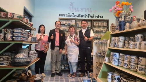 🔶 พช.เมืองลำปาง : ลงพื้นที่ขับเคลื่อนและสนับสนุนกลุ่ม OTOP ในพื้นที่